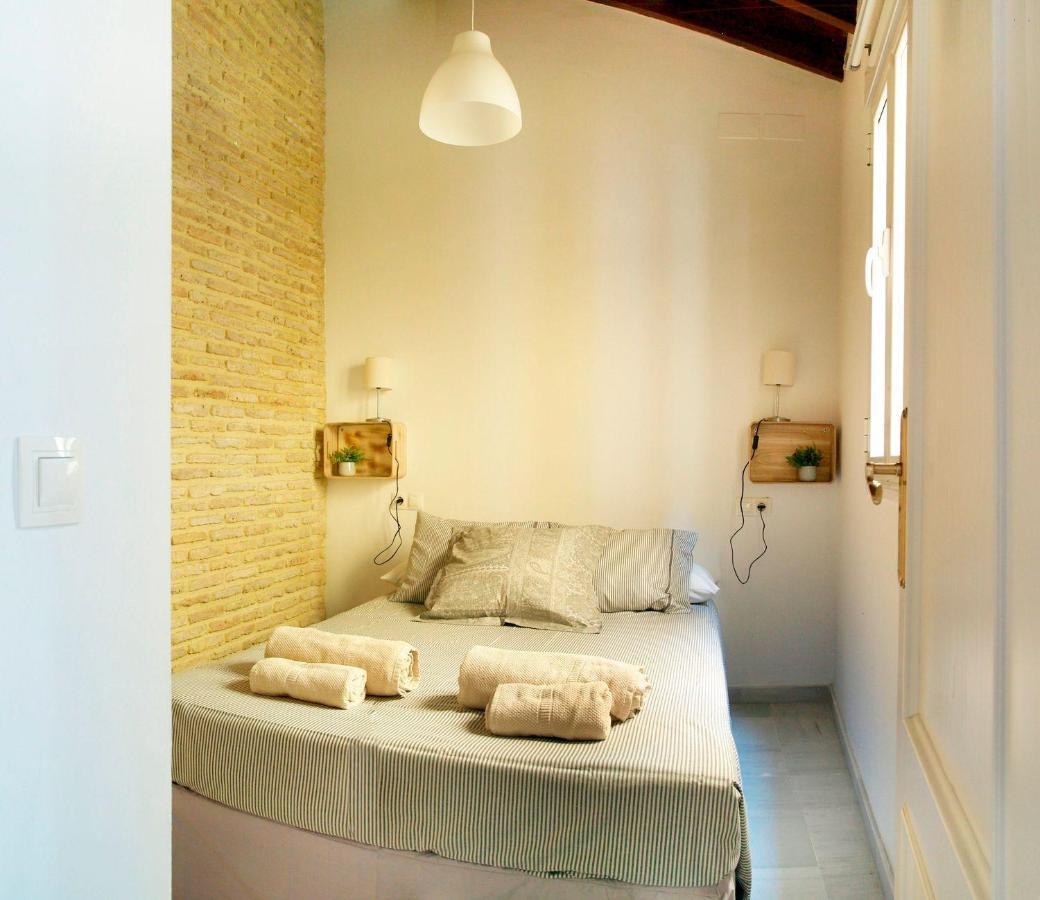 Trianabridgeviews Atico Con Vistas Al Puente De Triana Calle Castilla 38 セビリア エクステリア 写真